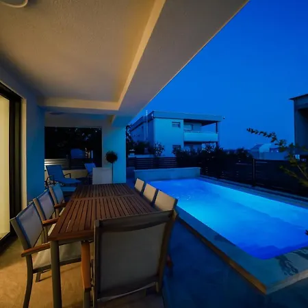 Apartament Sunadria *