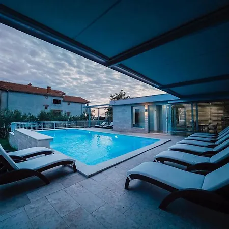 Sunadria Apartament *