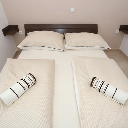Apartment Sunadria *