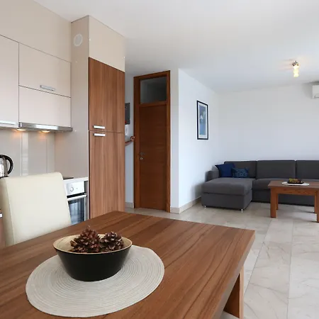 Apartman Sunadria *