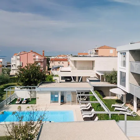 Apartment Sunadria *